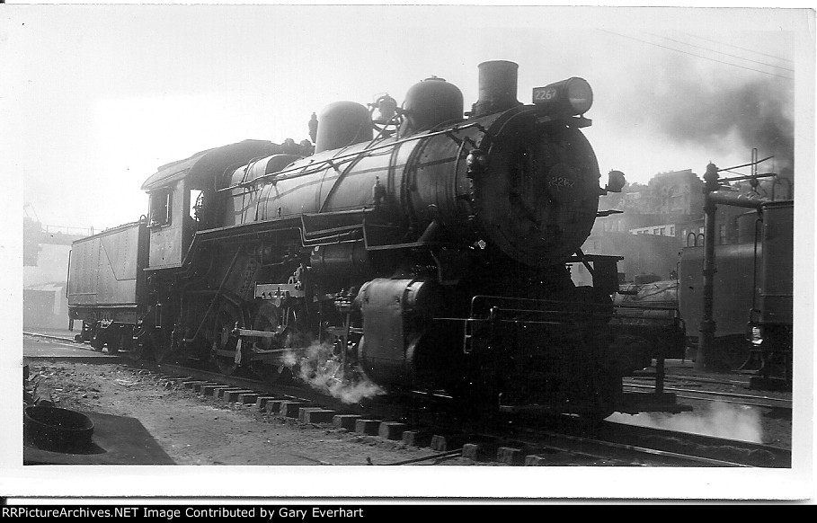 Baltimore & Ohio 2-8-0 #2267